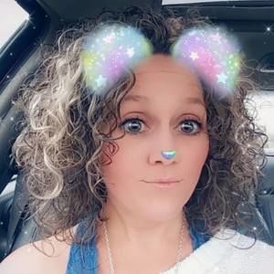 Meet your Posher, Tabitha